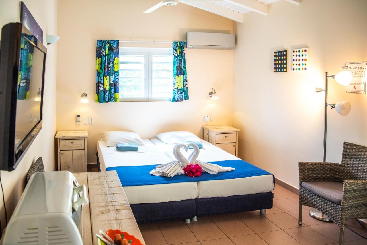 Hamlet Oasis Resort Kralendijk  Bagian luar foto