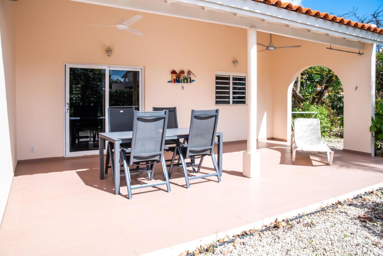 Hamlet Oasis Resort Kralendijk  Bagian luar foto