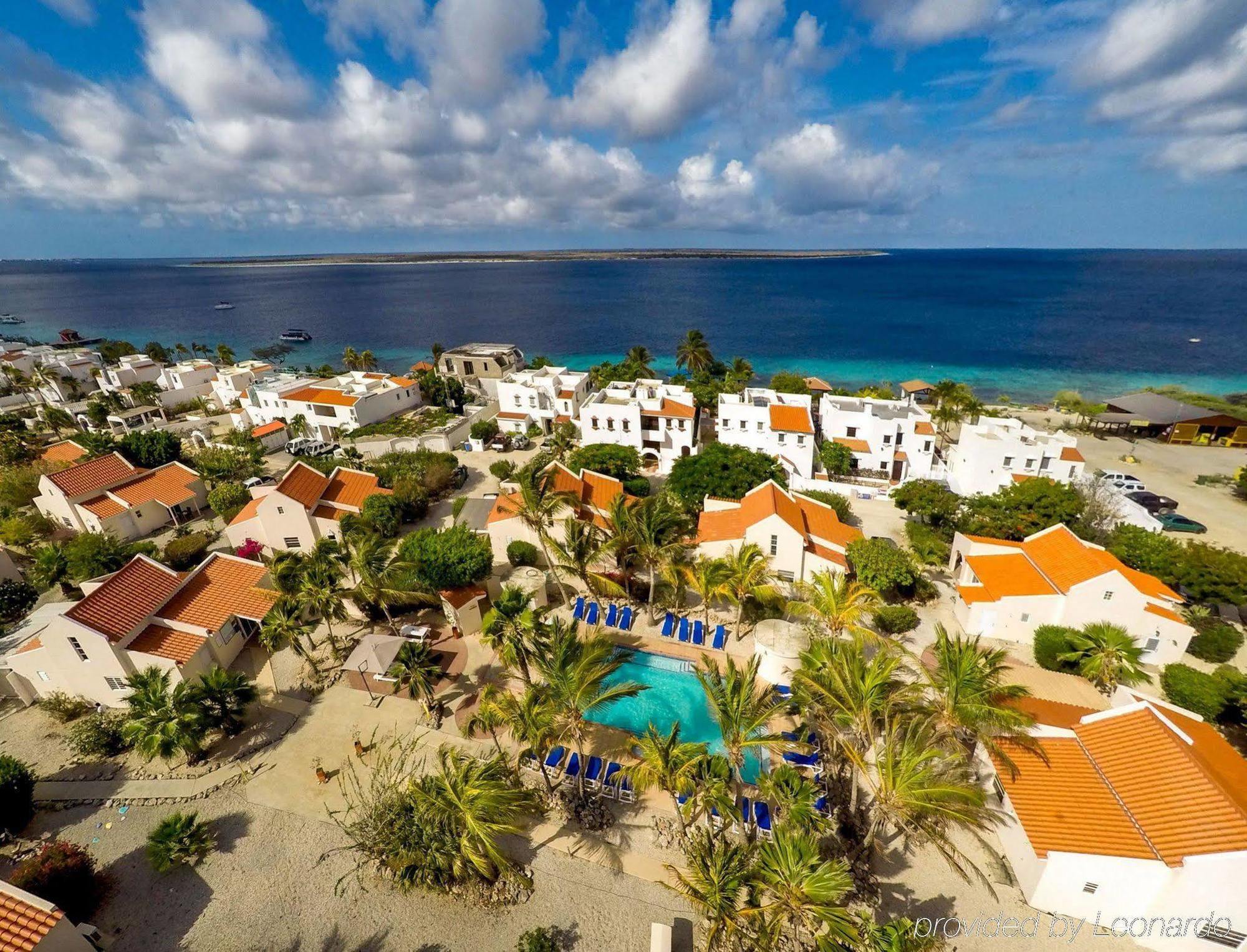 Hamlet Oasis Resort Kralendijk  Bagian luar foto