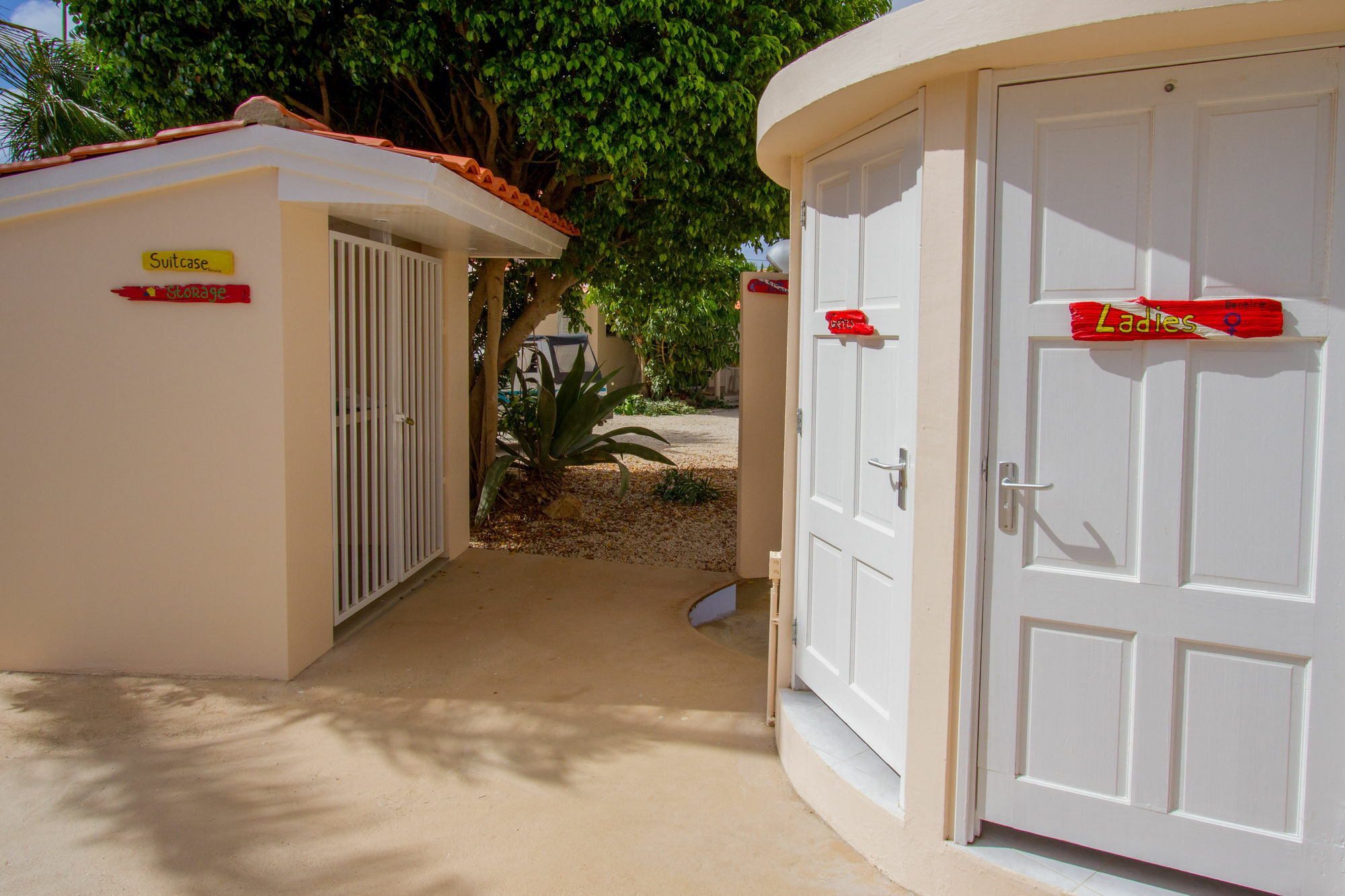 Hamlet Oasis Resort Kralendijk  Bagian luar foto